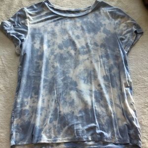 blue and white wash t shirt